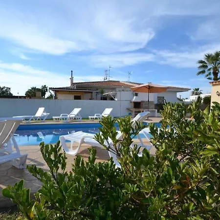 Martina 4 Hab Villa